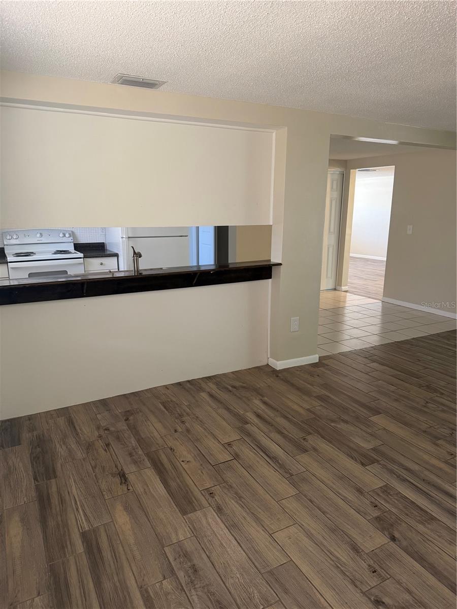 9004 SAINT REGIS LN — photo 19