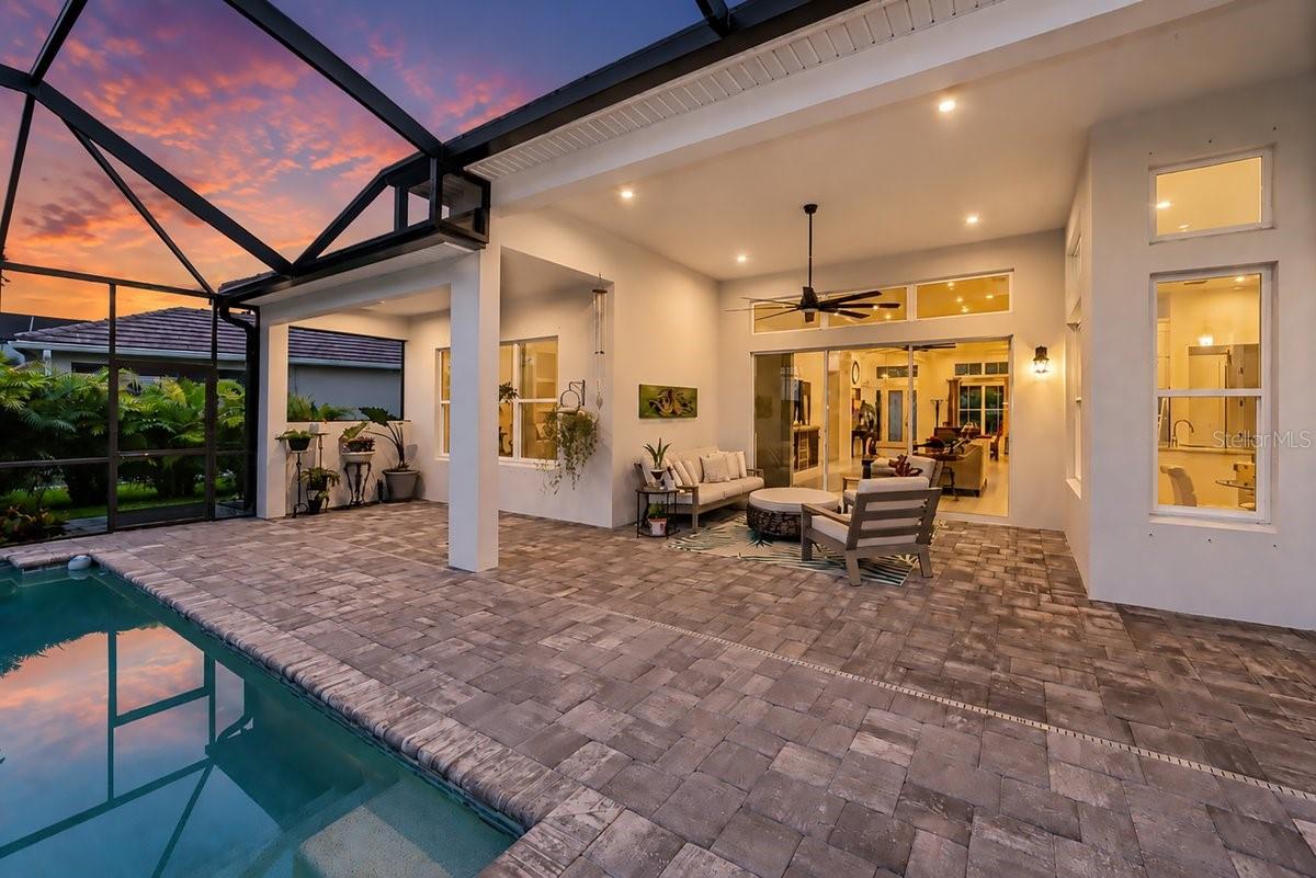 4657 ANTRIM DR — photo 5