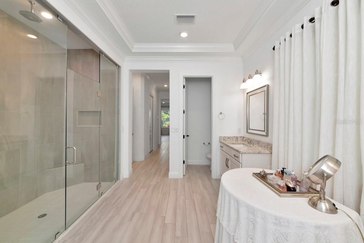 4657 ANTRIM DR — photo 19