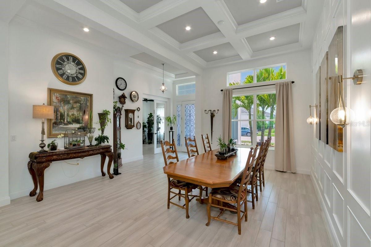 4657 ANTRIM DR — photo 10