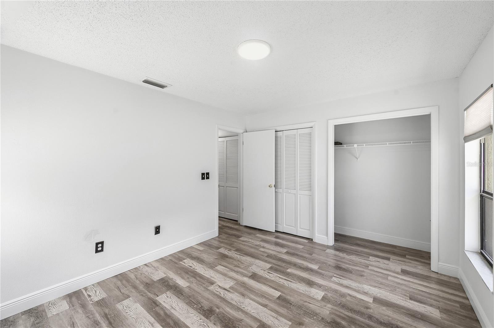 14207 ASHBURN PL — photo 41