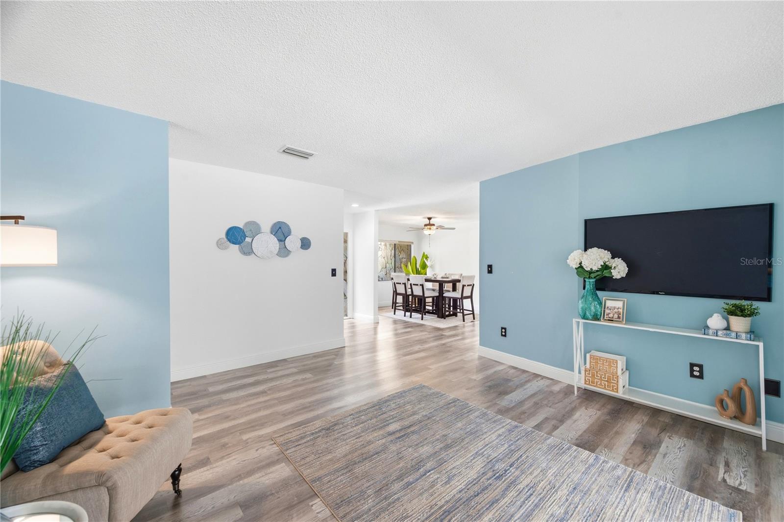 14207 ASHBURN PL — photo 22