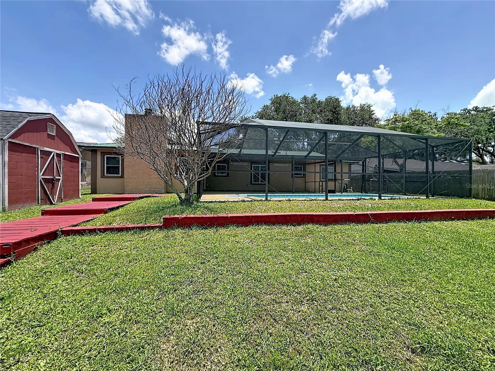 912 SHANGRI LA DR — photo 43