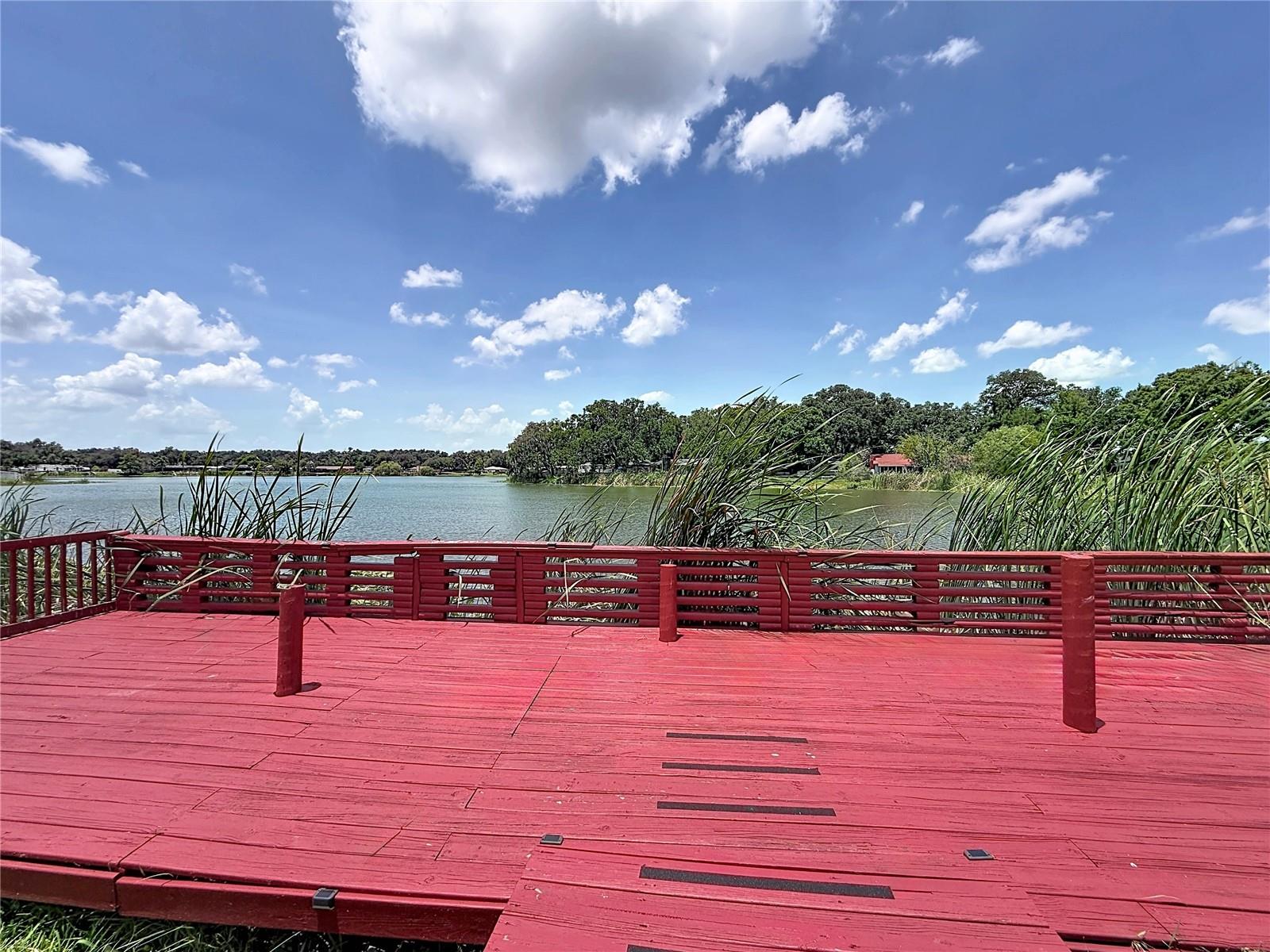 912 SHANGRI LA DR — photo 40