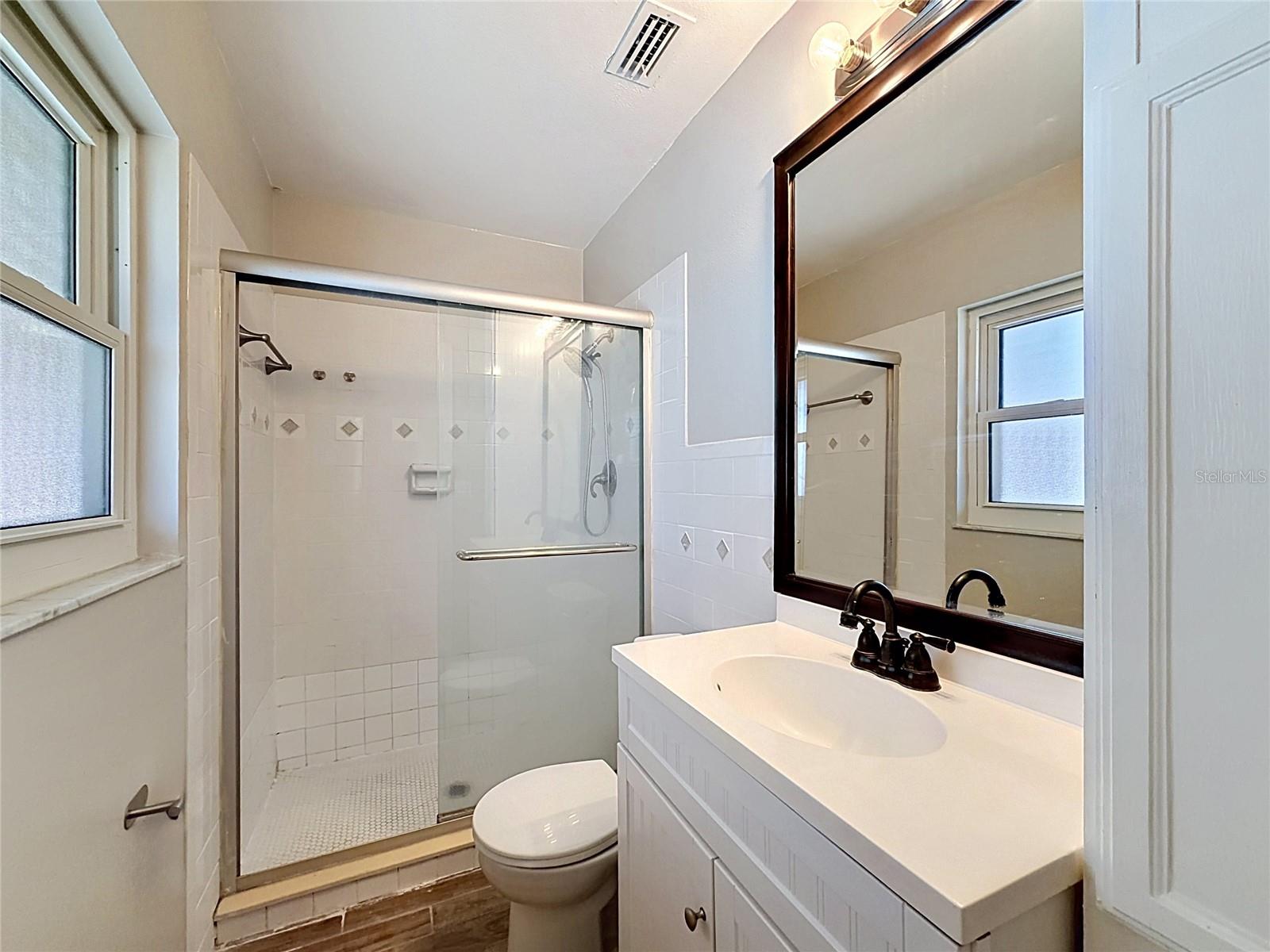 912 SHANGRI LA DR — photo 21
