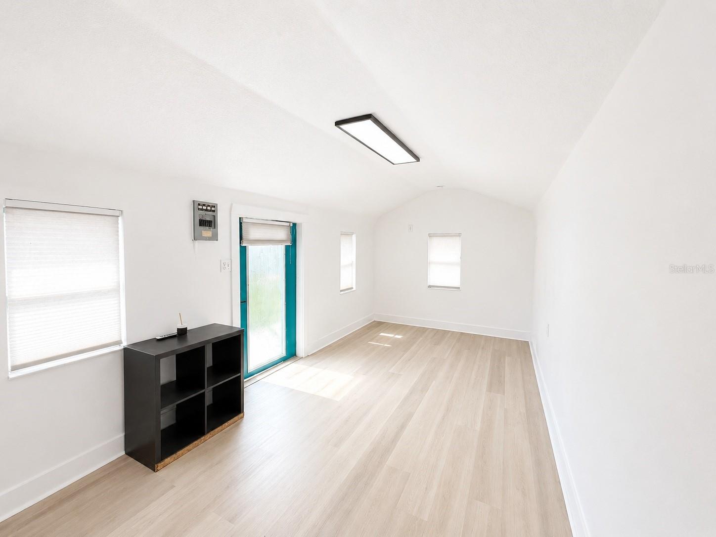 3815 W NORTH B ST — photo 22