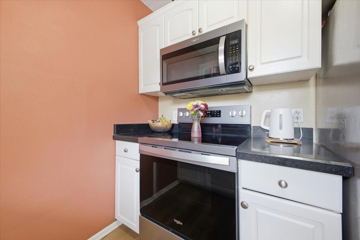 115 BROWN ST — photo 15