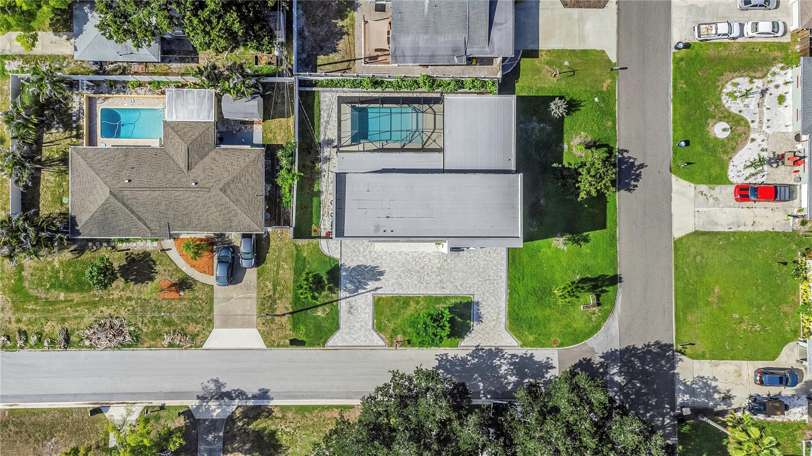 2635 WOODRING DR — photo 59