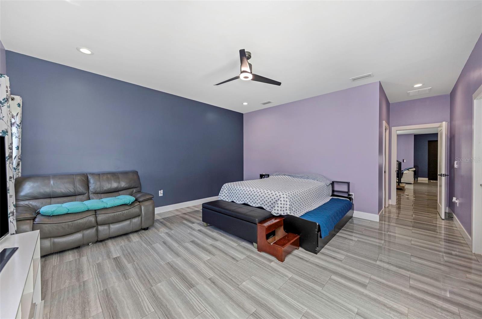 2635 WOODRING DR — photo 24