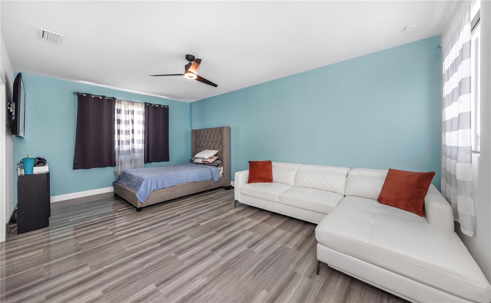2635 WOODRING DR — photo 51