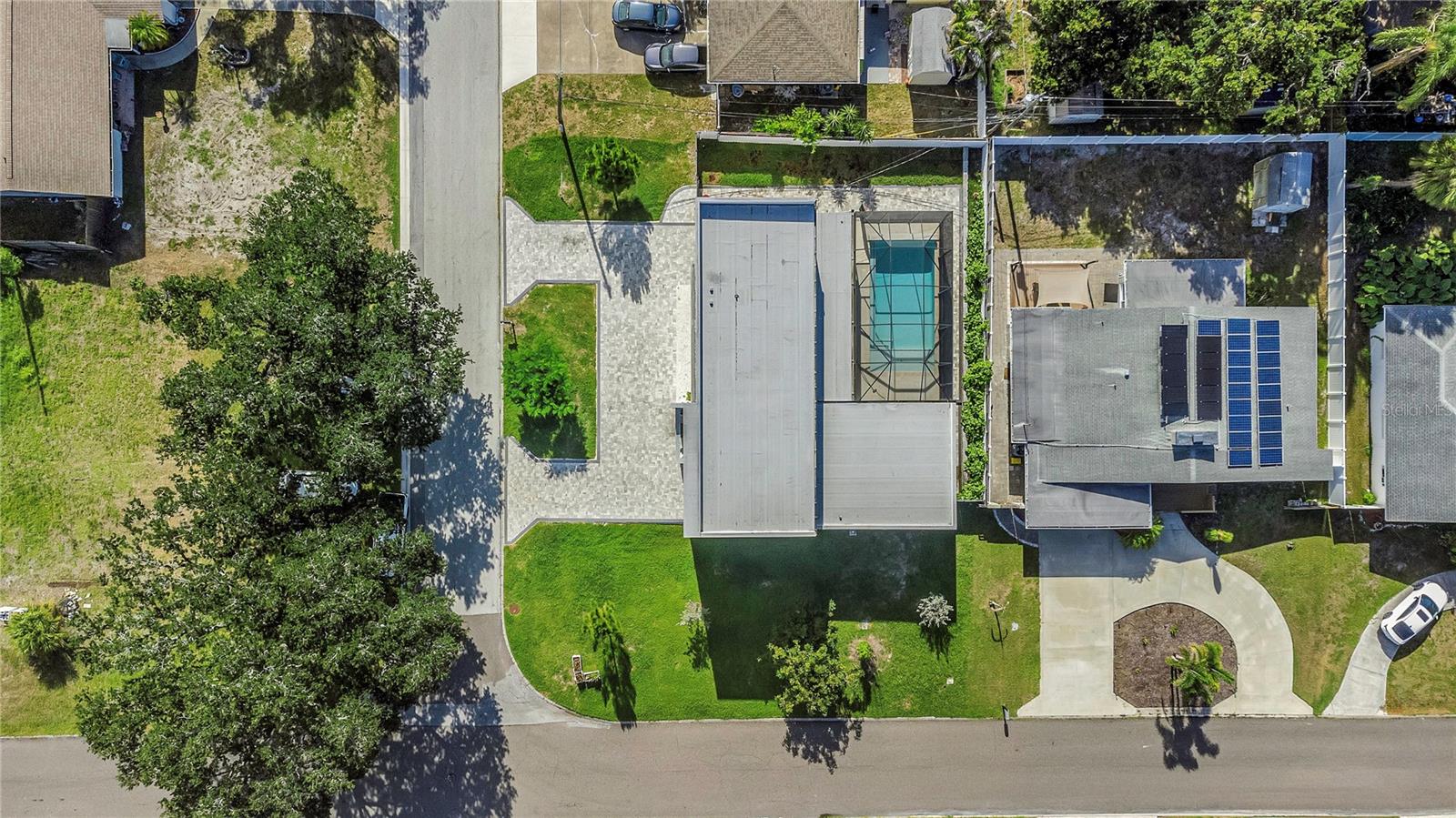 2635 WOODRING DR — photo 60