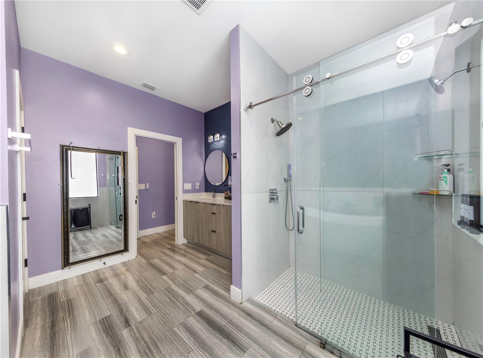 2635 WOODRING DR — photo 30