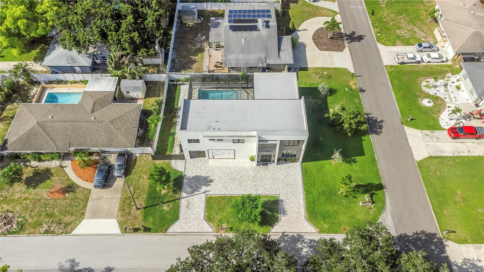 2635 WOODRING DR — photo 67