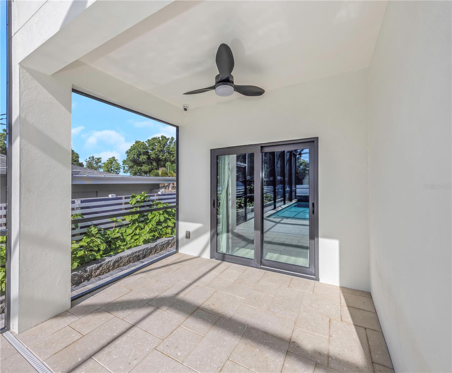 2635 WOODRING DR — photo 33
