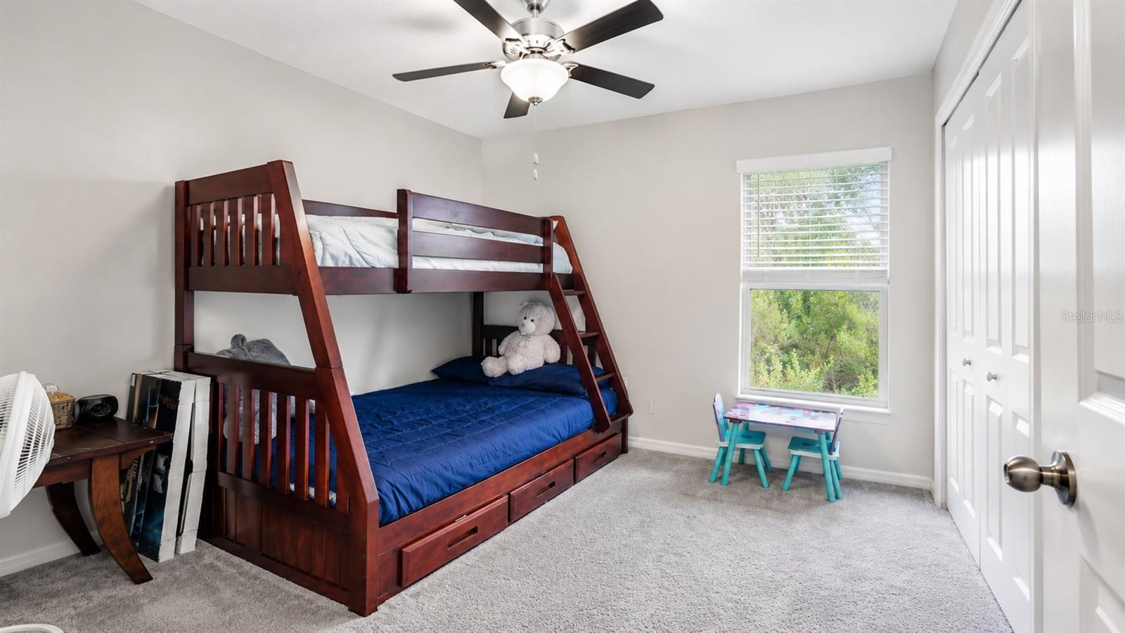 3537 N MARYLAND AVE — photo 9