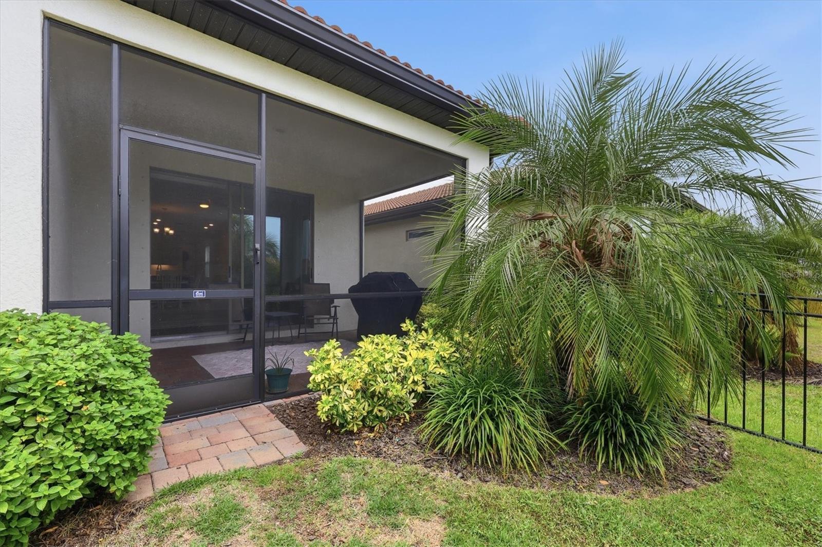 113 MOSCATA WAY — photo 32