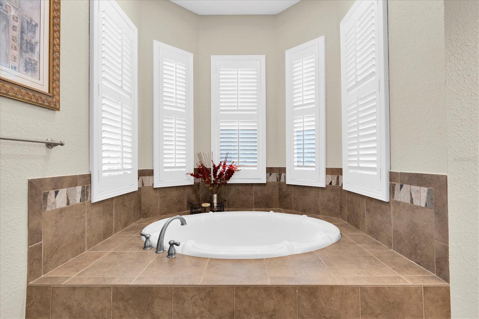16301 DUNLINDALE DR — photo 37