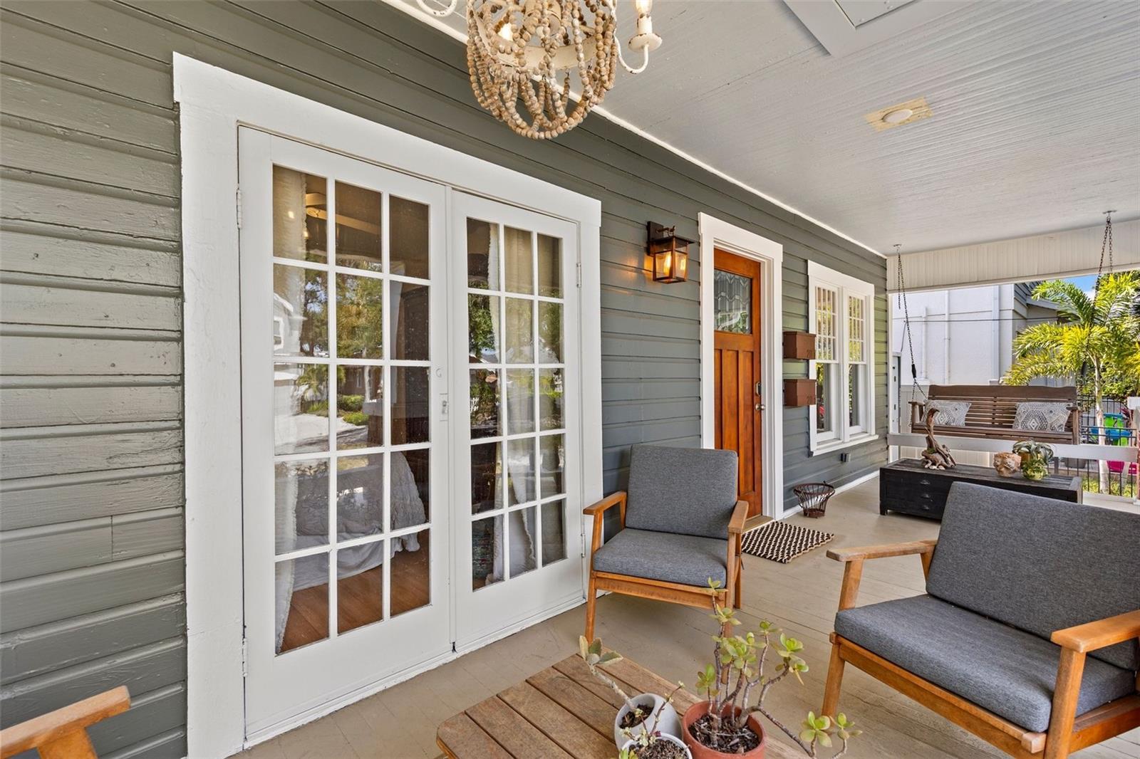 211 S ALBANY AVE — photo 7