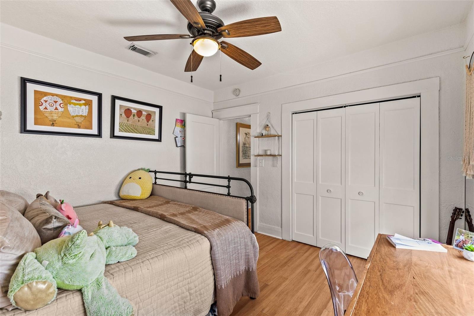 211 S ALBANY AVE — photo 25