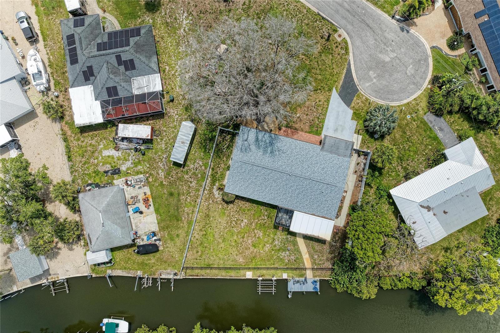 302 DONA DR — photo 45