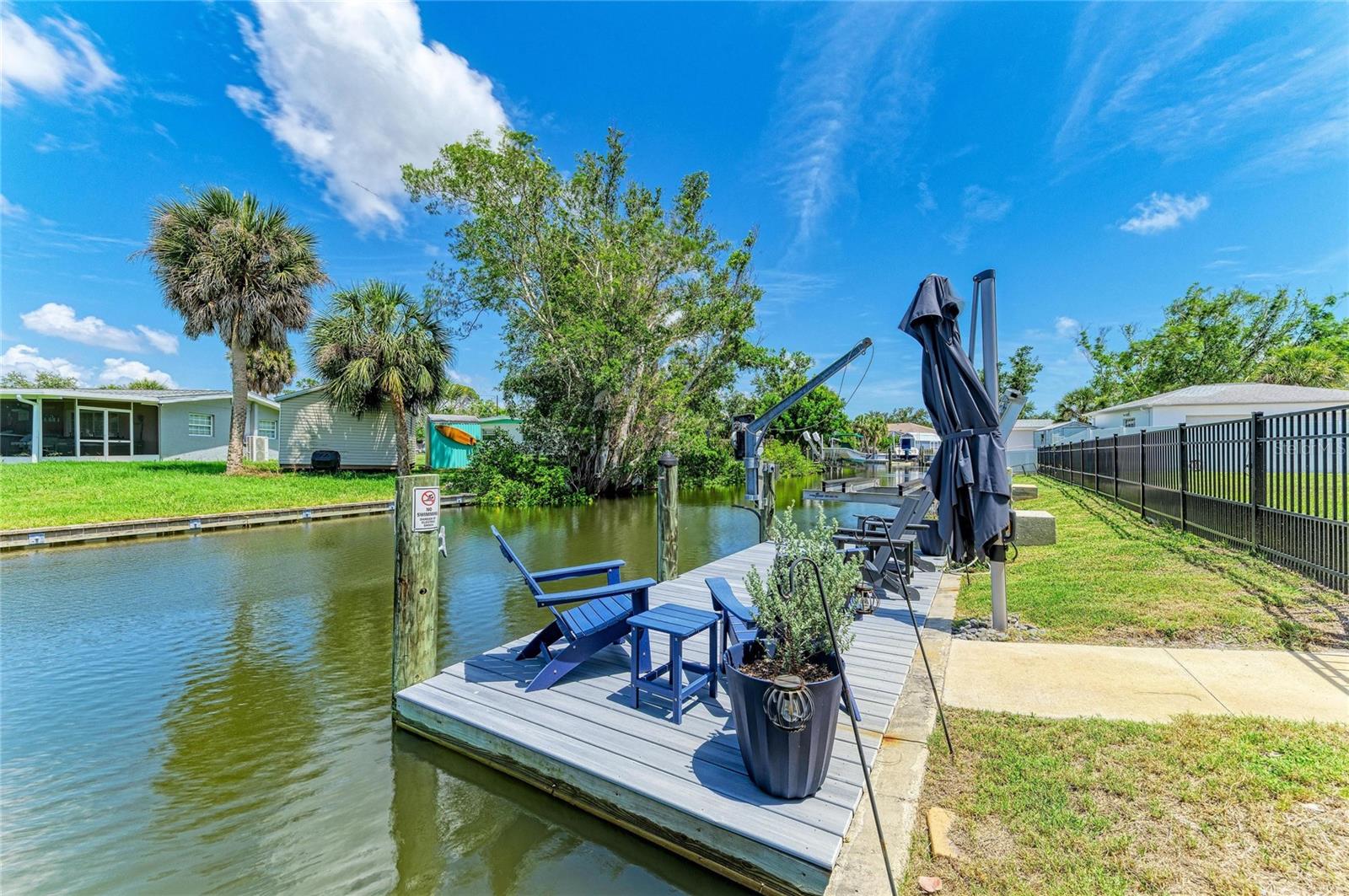 302 DONA DR — photo 41