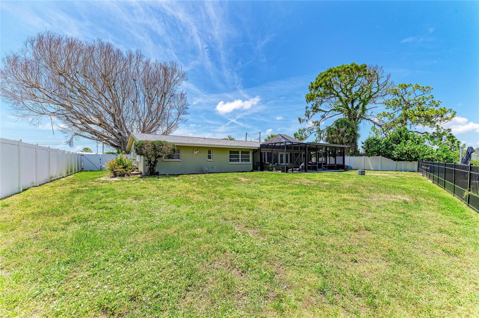 302 DONA DR — photo 38