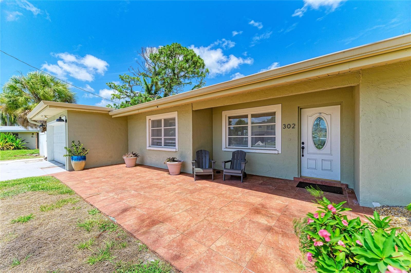 302 DONA DR — photo 18