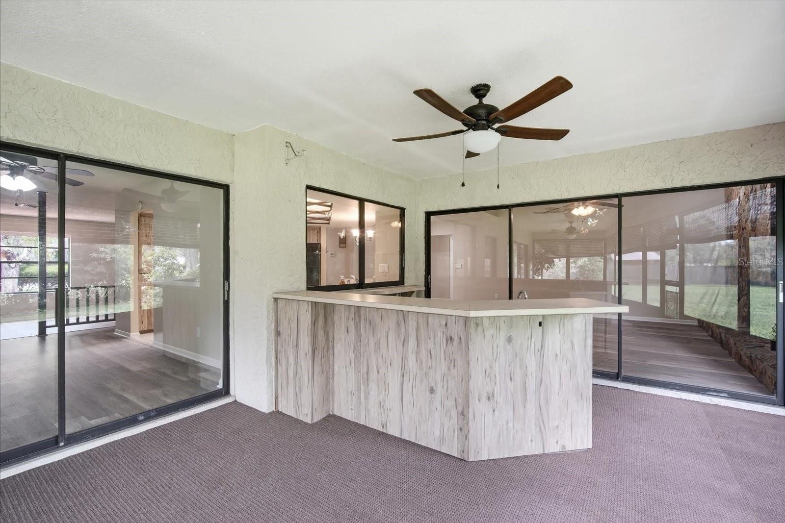 1405 LAUREL CT — photo 8