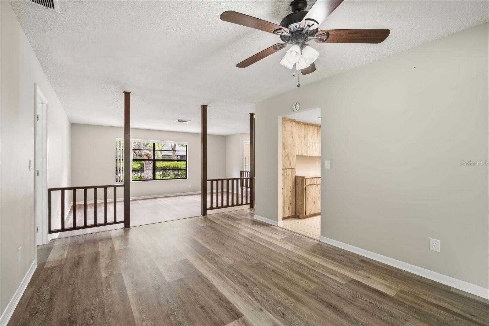 1405 LAUREL CT — photo 19