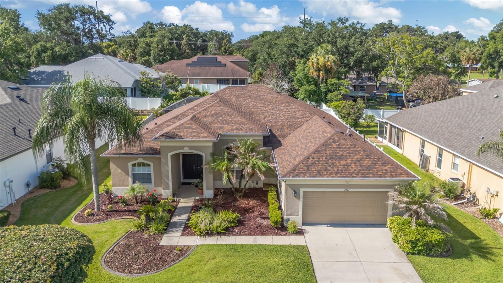 2307 SILVER TRUMPET CT — photo 2