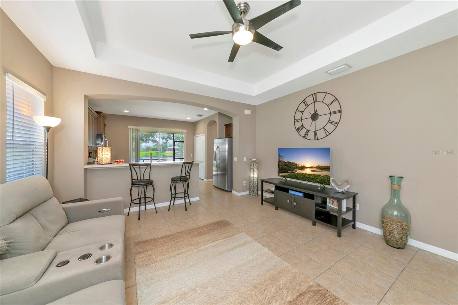 4930 NEWPORT NEWS CIR — photo 5