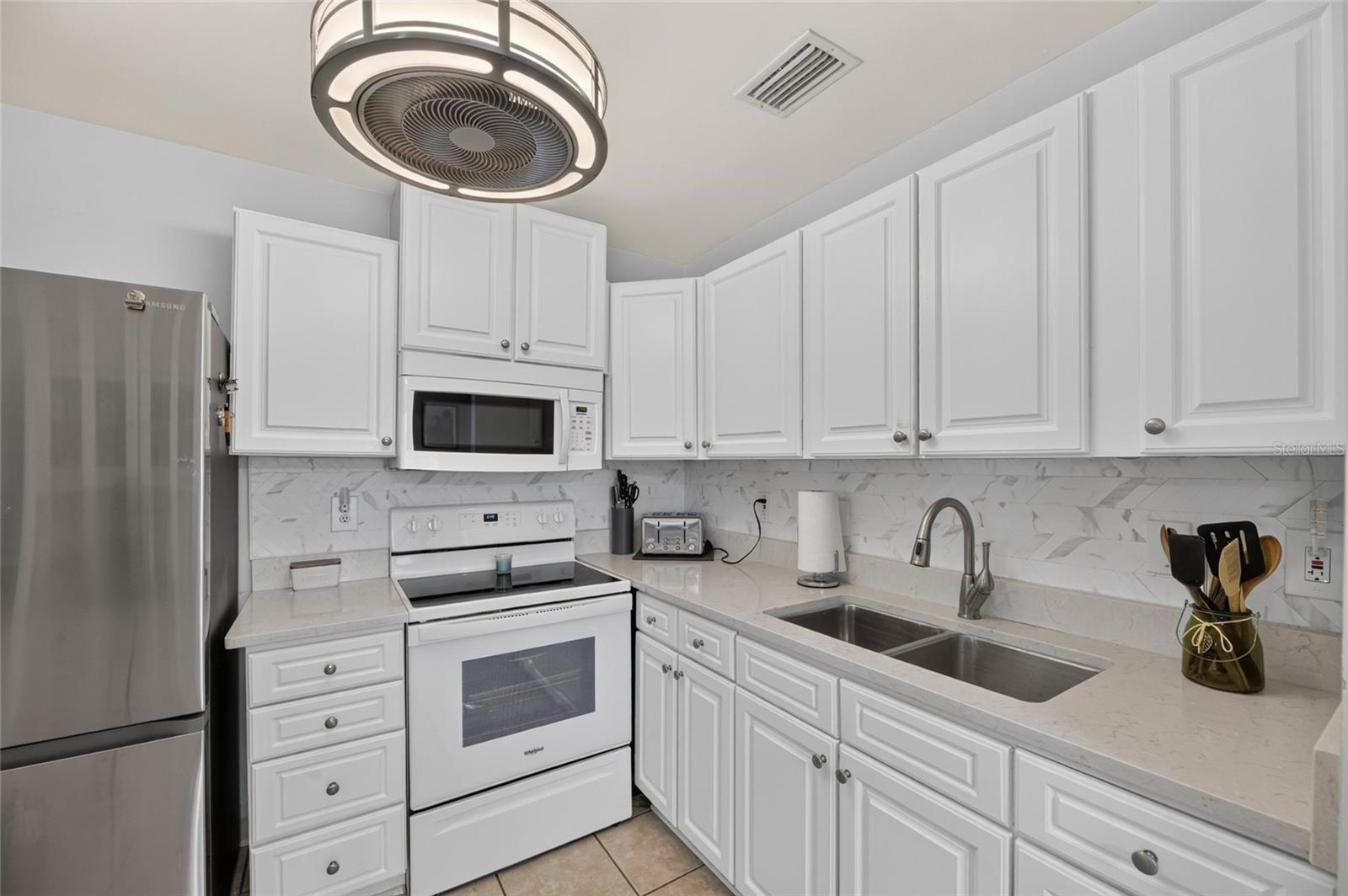 402 DORCHESTER PL #31 — photo 13