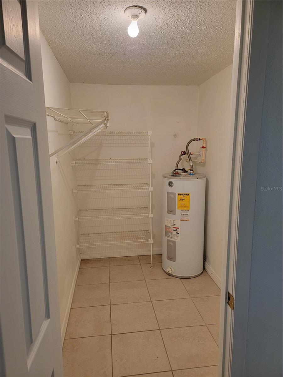1375 MYRTLE ST — photo 23