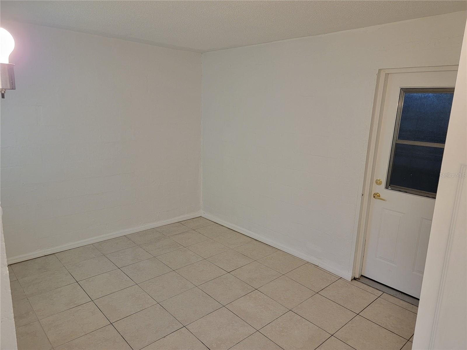 1375 MYRTLE ST — photo 27