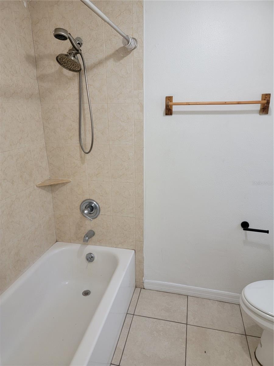 1375 MYRTLE ST — photo 25