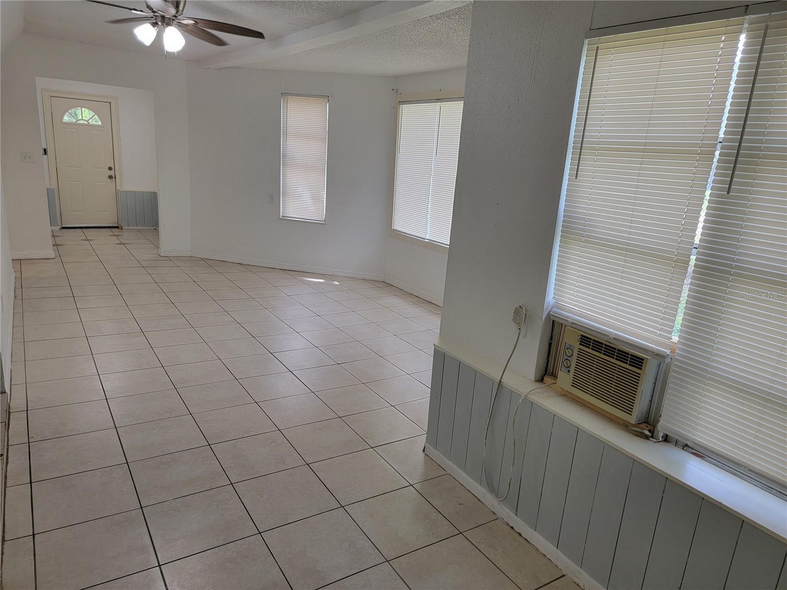 1375 MYRTLE ST — photo 14