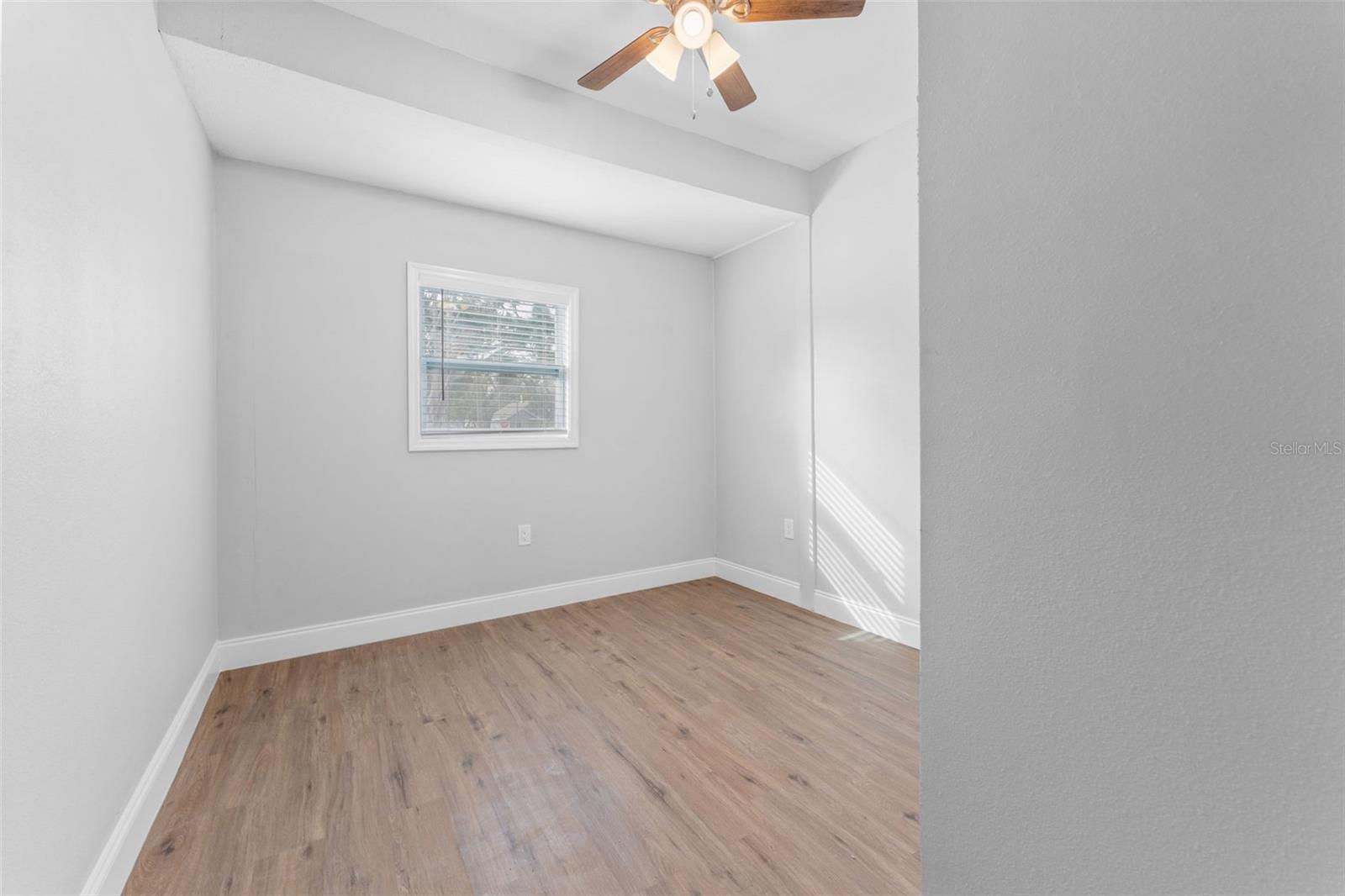 1927 13TH ST S — photo 16