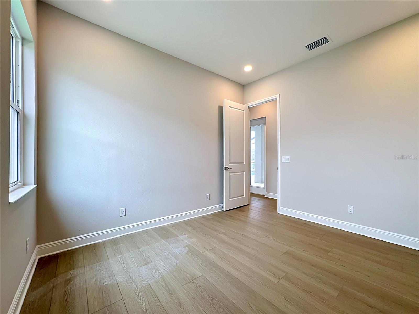 12422 STONEGATE TRL — photo 37