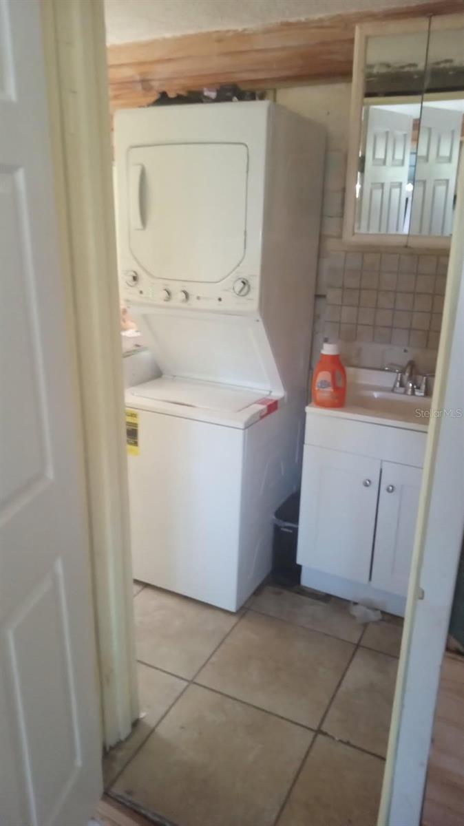 6631 ROSATI LN S — photo 3