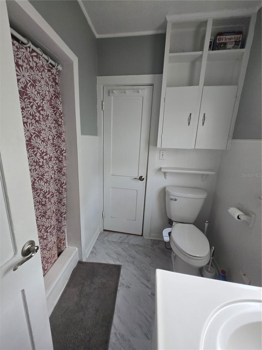 146 NE MADISON CIR N — photo 19