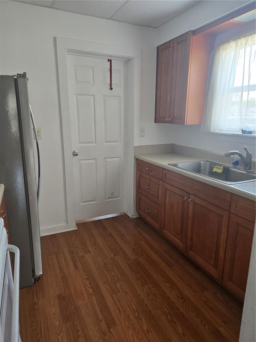 146 NE MADISON CIR N — photo 12