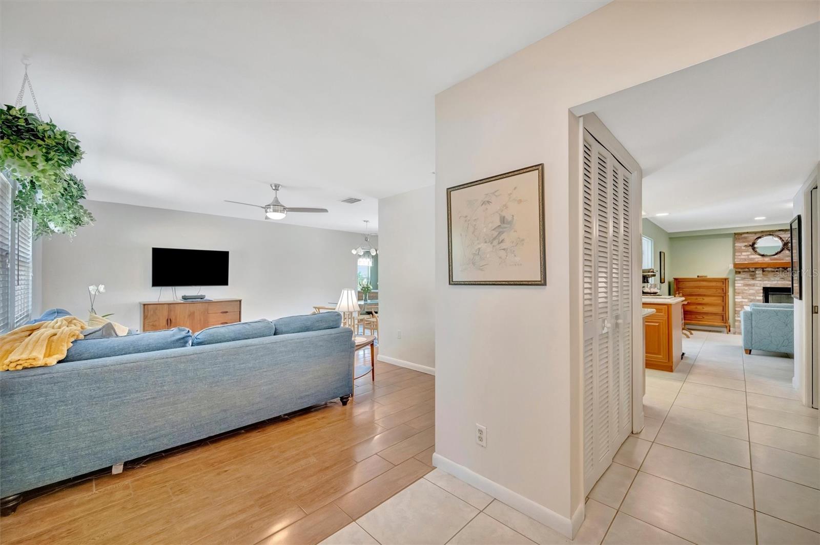 5729 AUGUSTA CIR — photo 21
