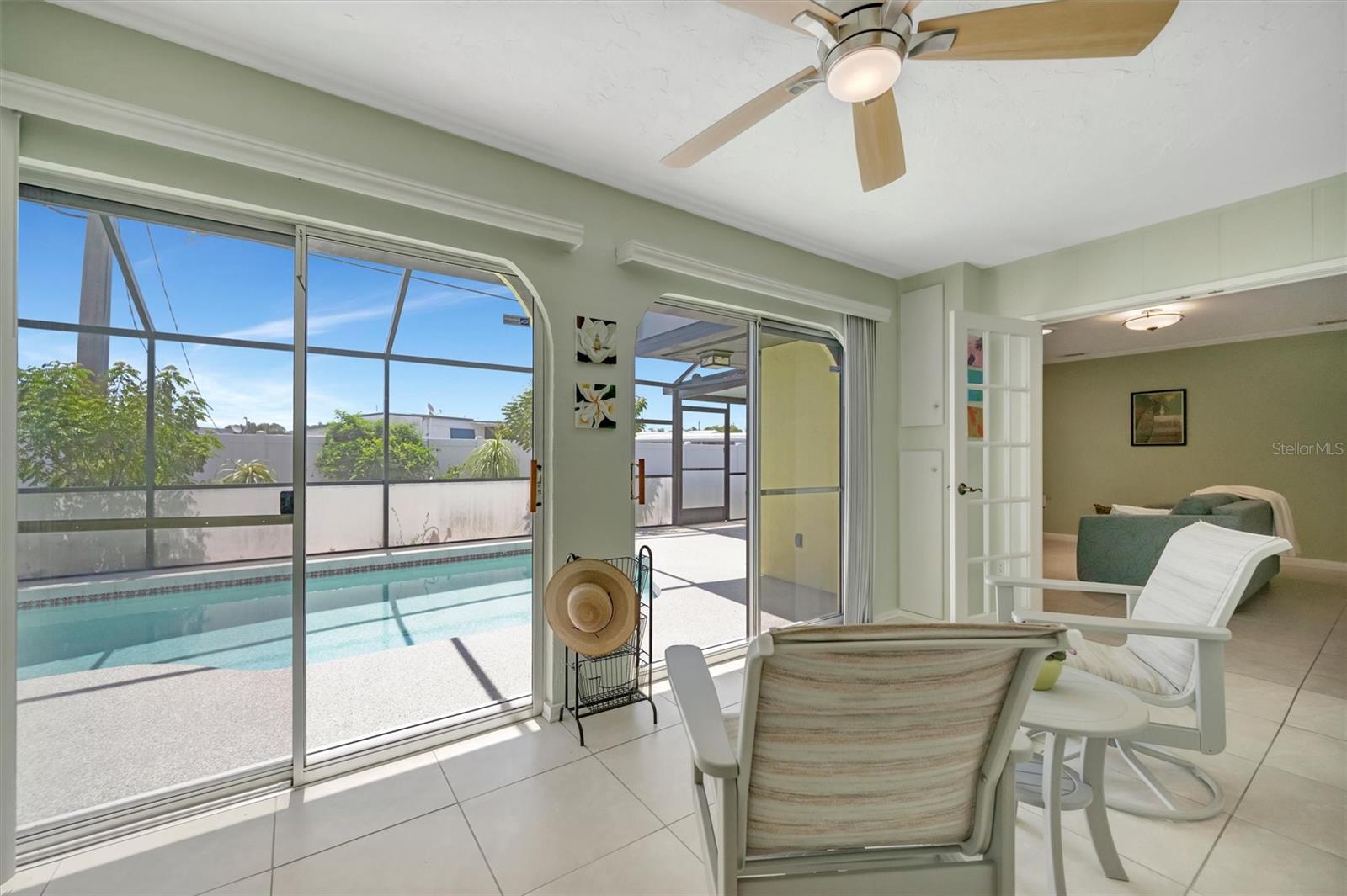 5729 AUGUSTA CIR — photo 41