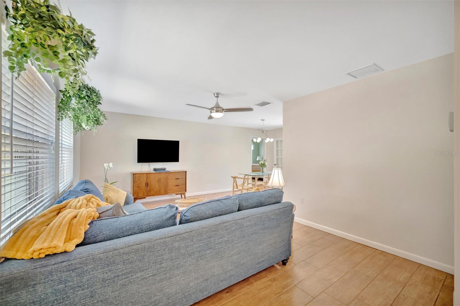 5729 AUGUSTA CIR — photo 22