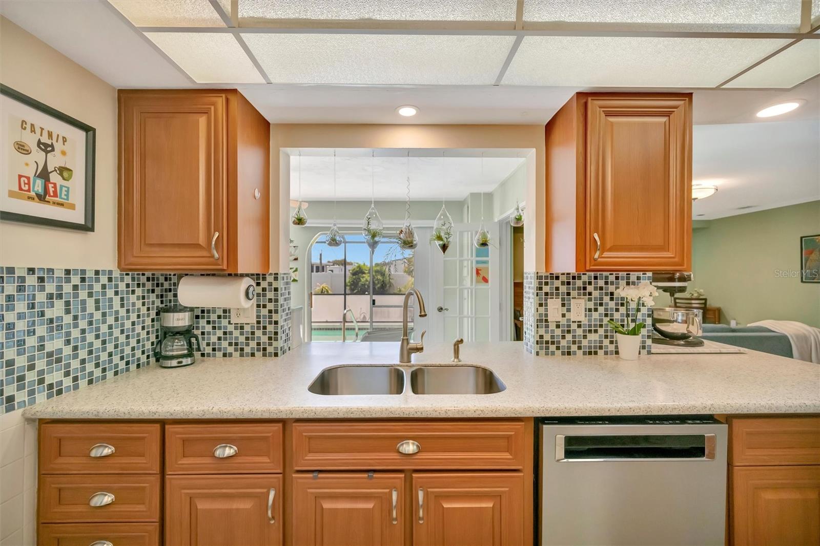 5729 AUGUSTA CIR — photo 17
