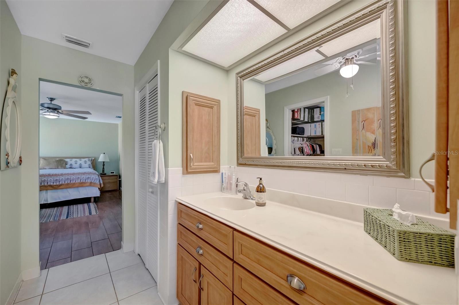 5729 AUGUSTA CIR — photo 36