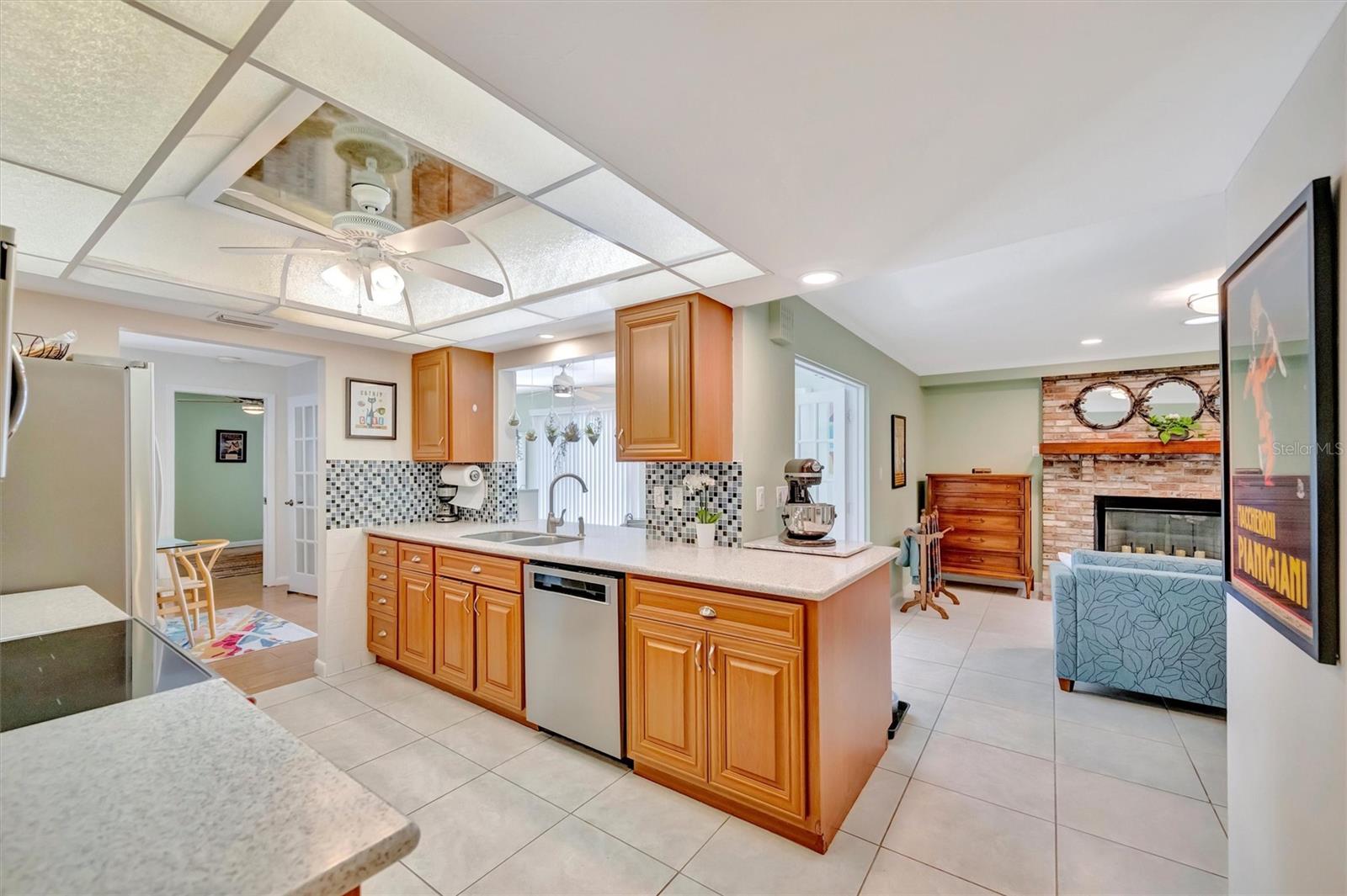 5729 AUGUSTA CIR — photo 16