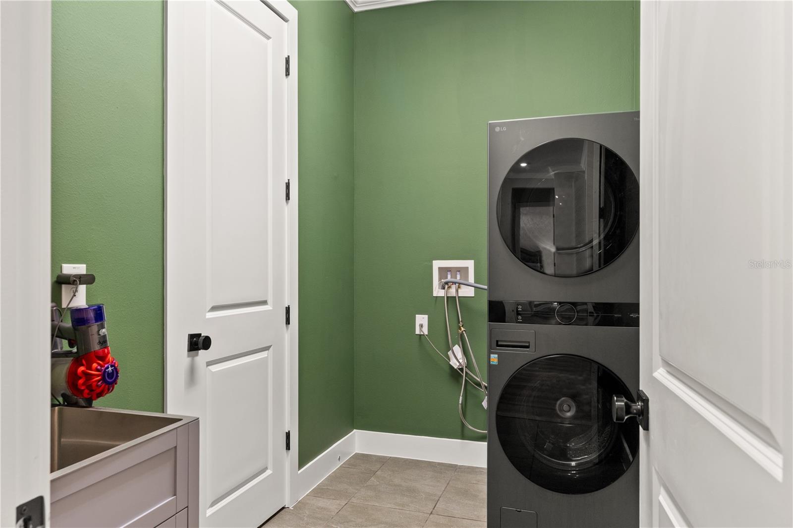 8761 DRUMMER PLANK DR — photo 40