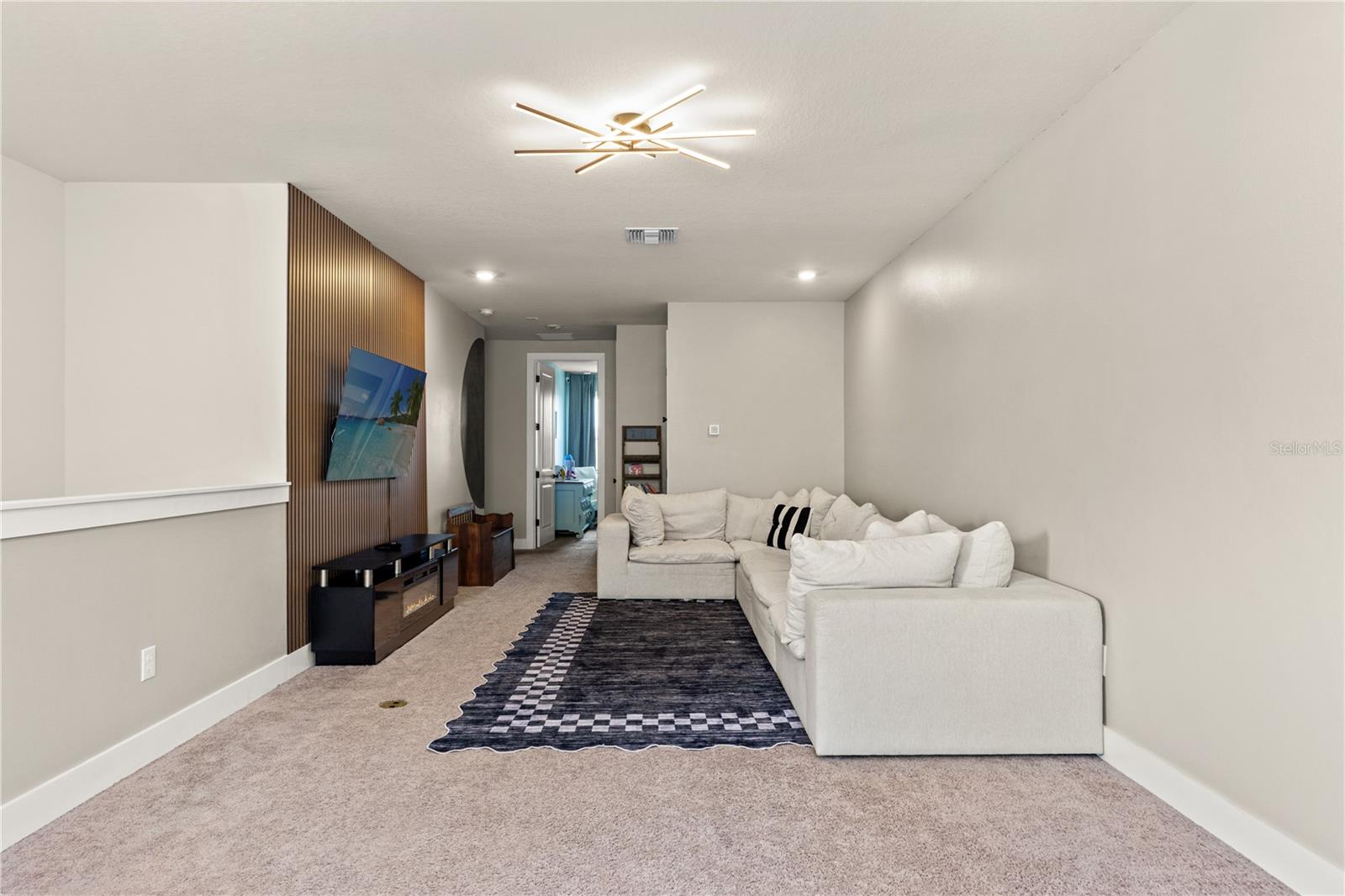 8761 DRUMMER PLANK DR — photo 43