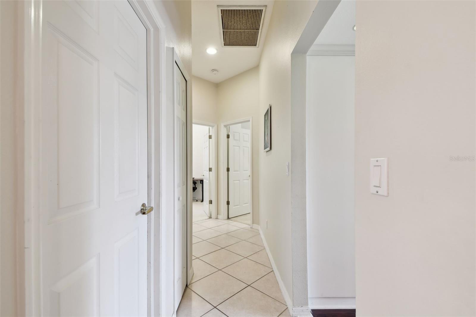 10502 CASTLEFORD WAY — photo 8